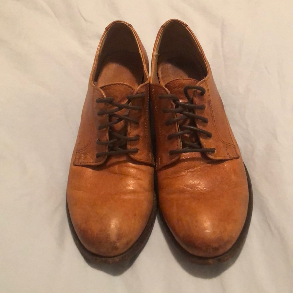 Frye Carson Oxfords